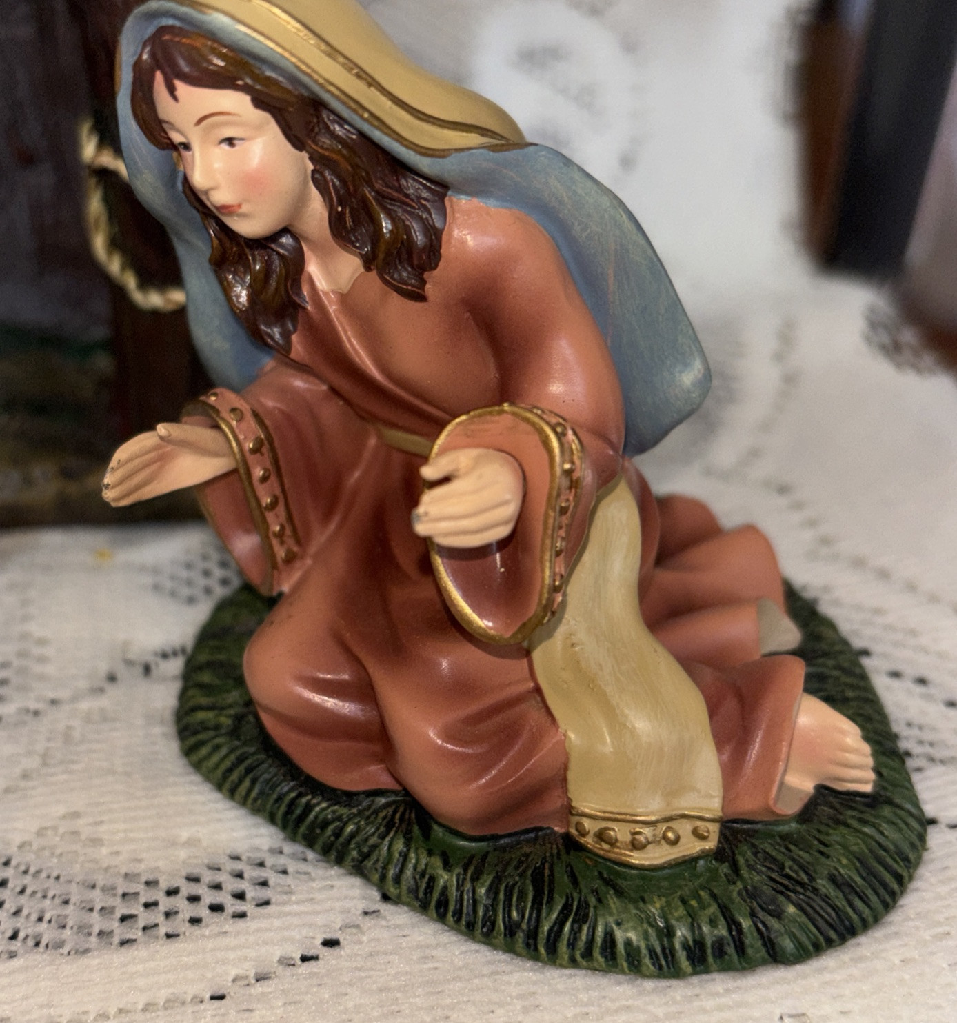 Thomas Kinkade Nativity Hawthorne Village Holy Family & Creche Joseph Mary Jesus