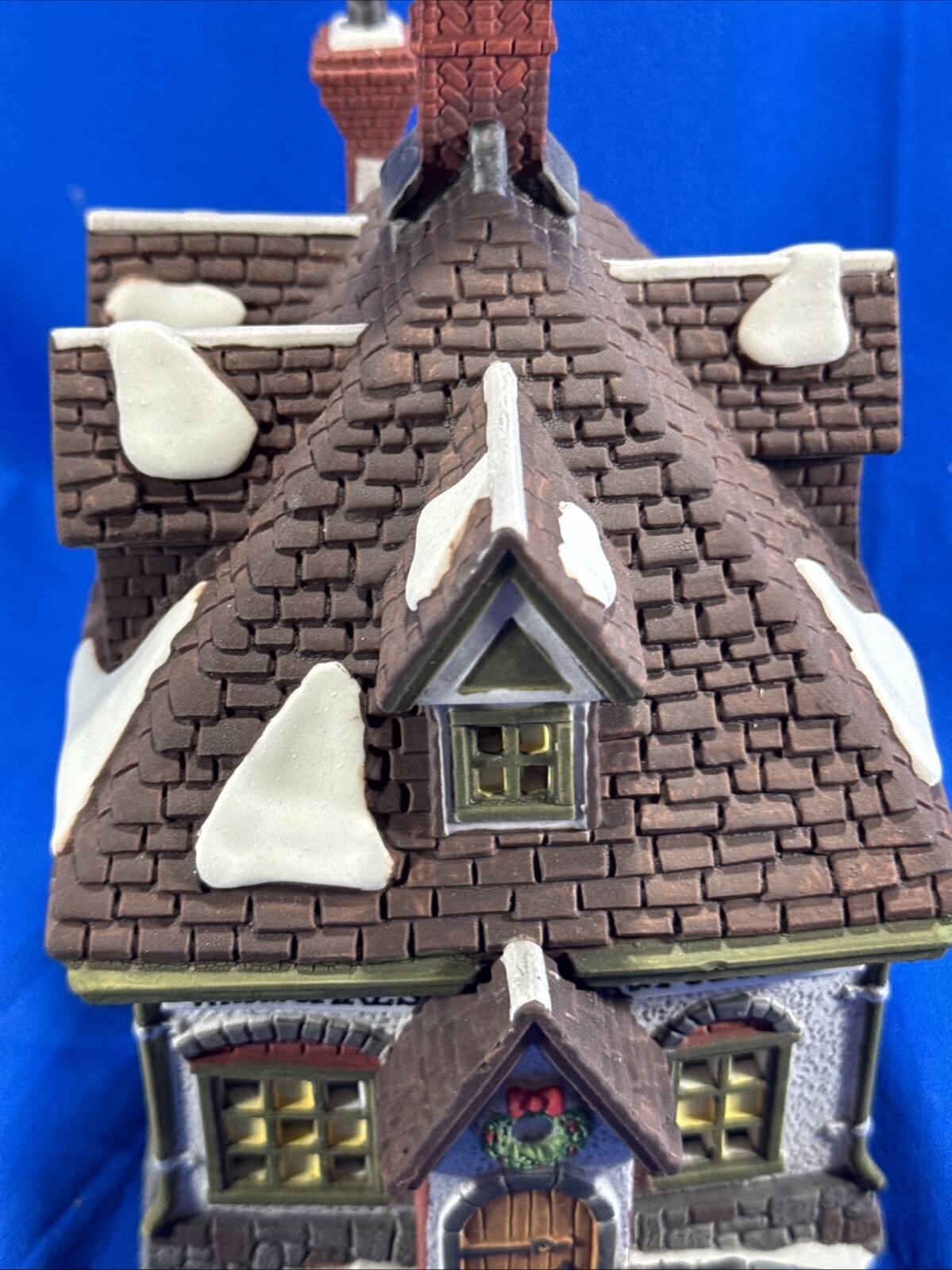 Dept 56 Dickens Village WM. Wheat Cakes & Puddings #5808-4 Christmas Lighted