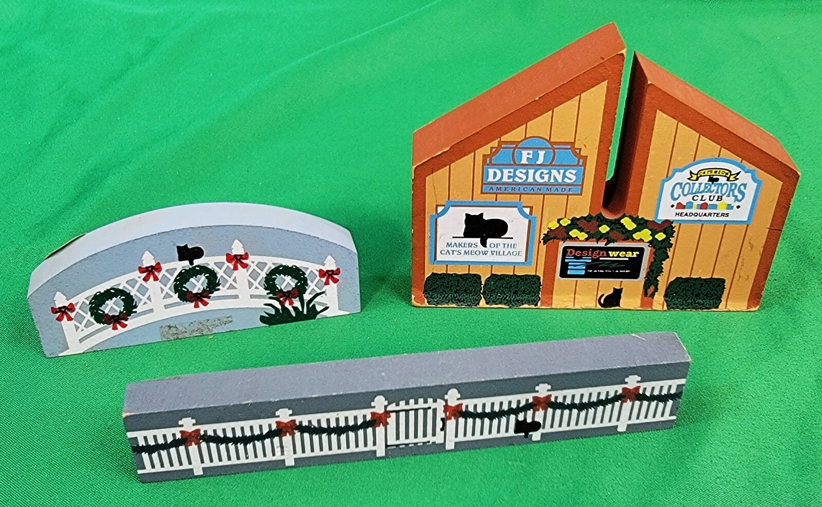 CAT’S Meow FJ Designs 15 Year Collectors Club Bow Bridge Fence Shelf Sitter Lot