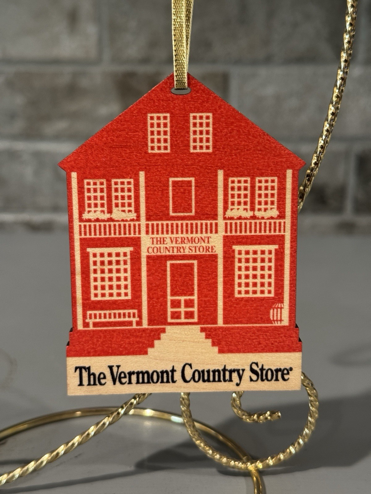 The VERMONT COUNTRY STORE Rock Maple Wood Souvenir Christmas Ornament