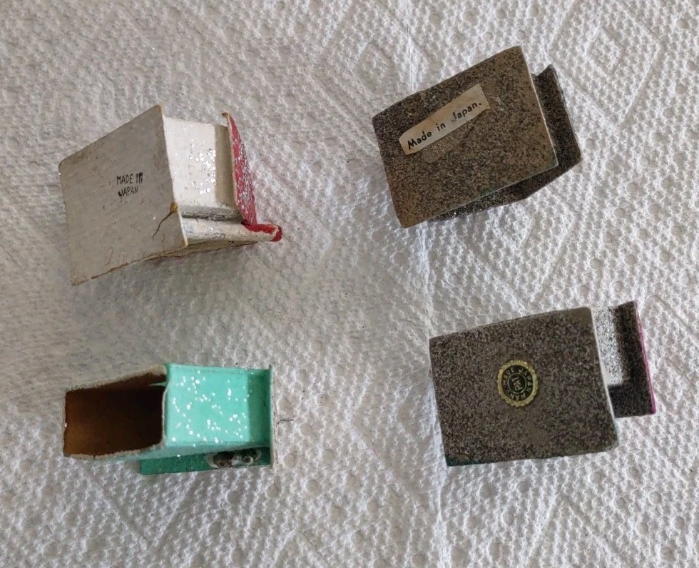 Vintage Lot Of 4 Putz Cardboard Paper Mache Mica Glitter Christmas houses Japan