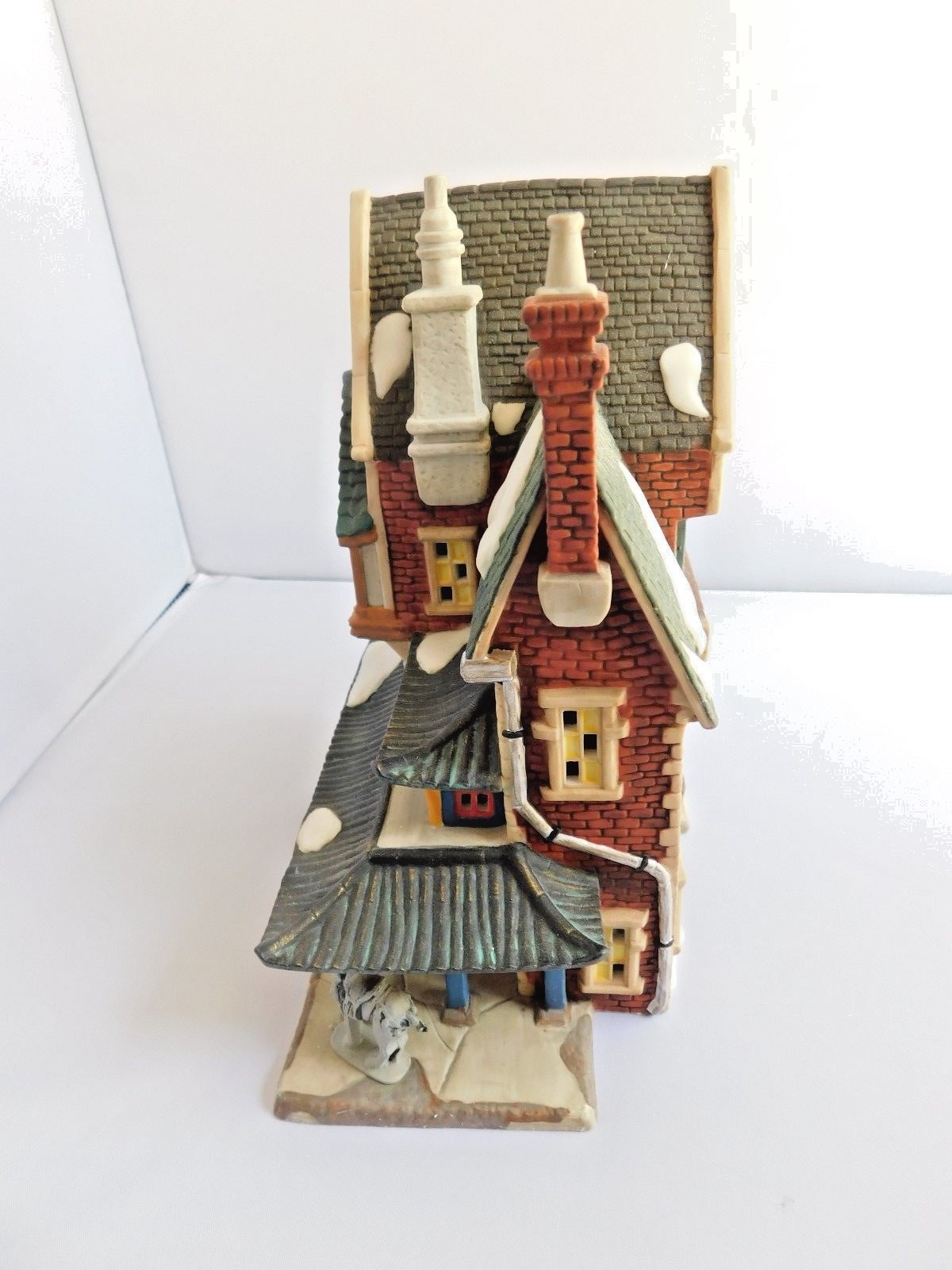 DICKENS VILLAGE SERIES VINTAGE “THE CHINA TRADER”