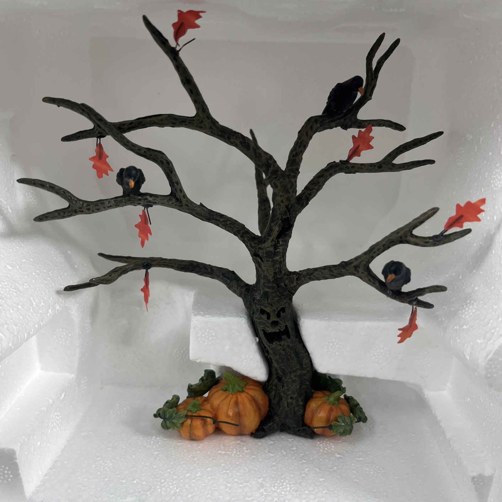 Dept 56 Halloween Spooky Tree #52770 Leaves Pumpkin Crow Accessory NEW