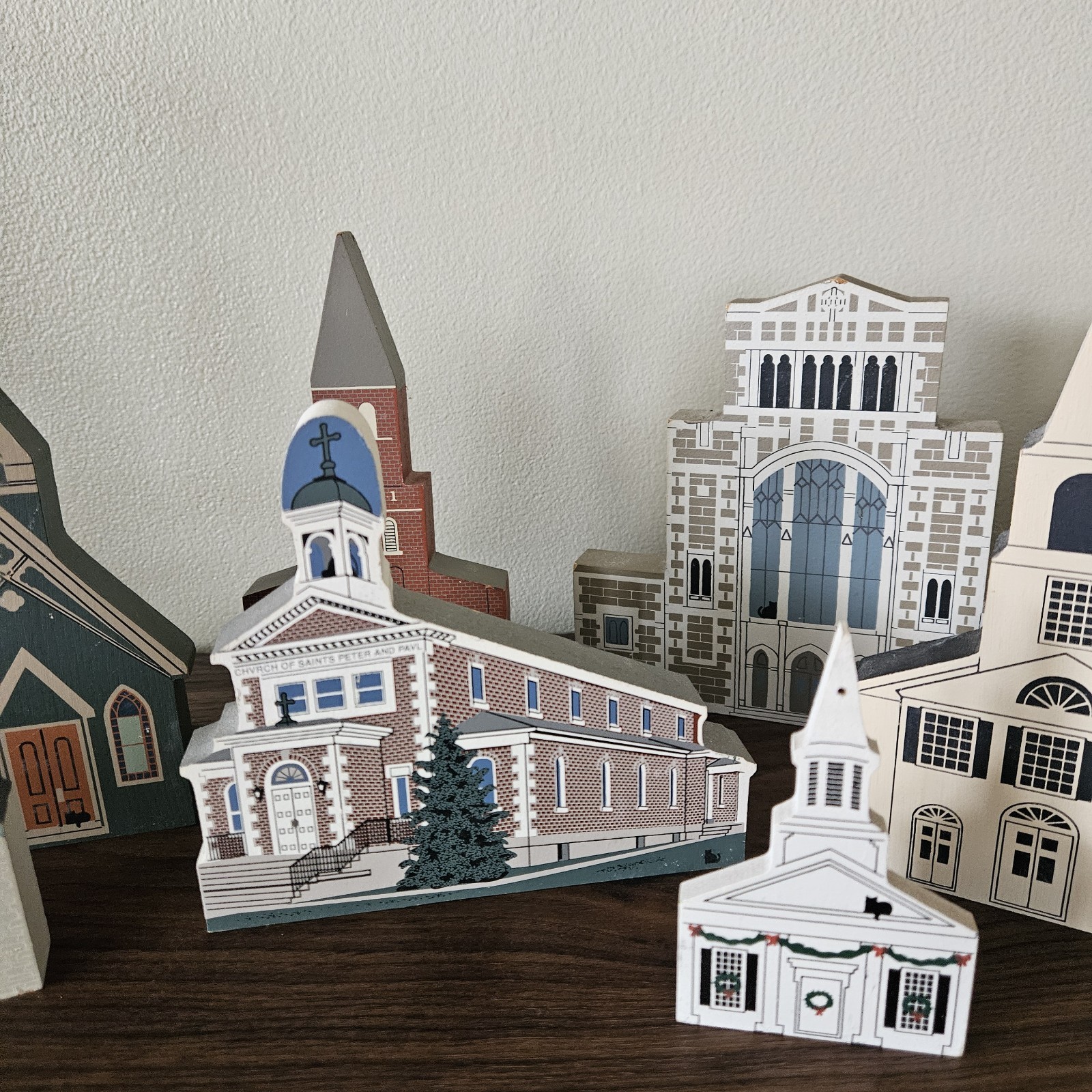 The Cat’s Meow Village – Wood Shelf Sitters – Mt. Airy MD – Lot of 29 by Joline