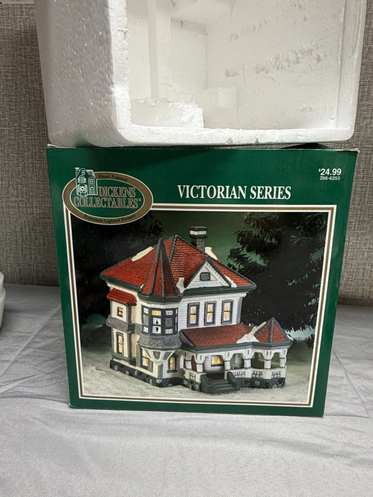 VTG Heritage Heartland Valley Village Dickens Porcelain Lighted House