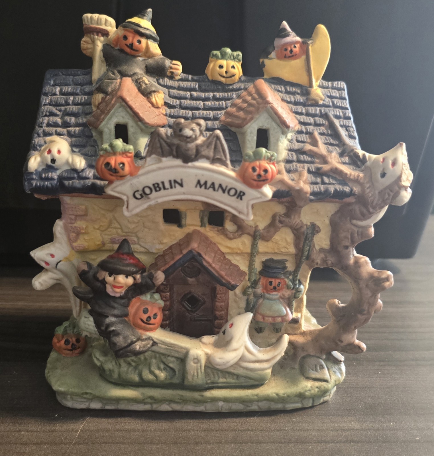 Vintage 1994 Haunted Haven Village GOBLIN MANOR Lighted Painted Porcelain House