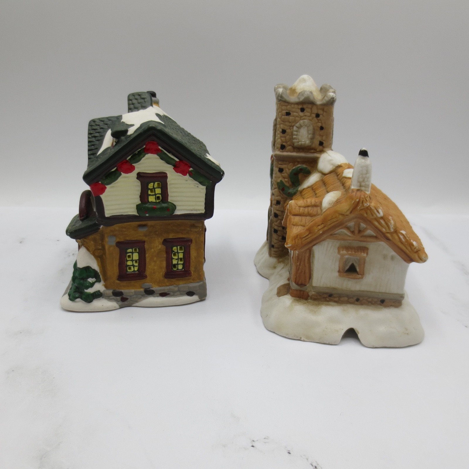 Lot Of 2 Christmas Village Houses Bakey And Grocery Store Home Decor