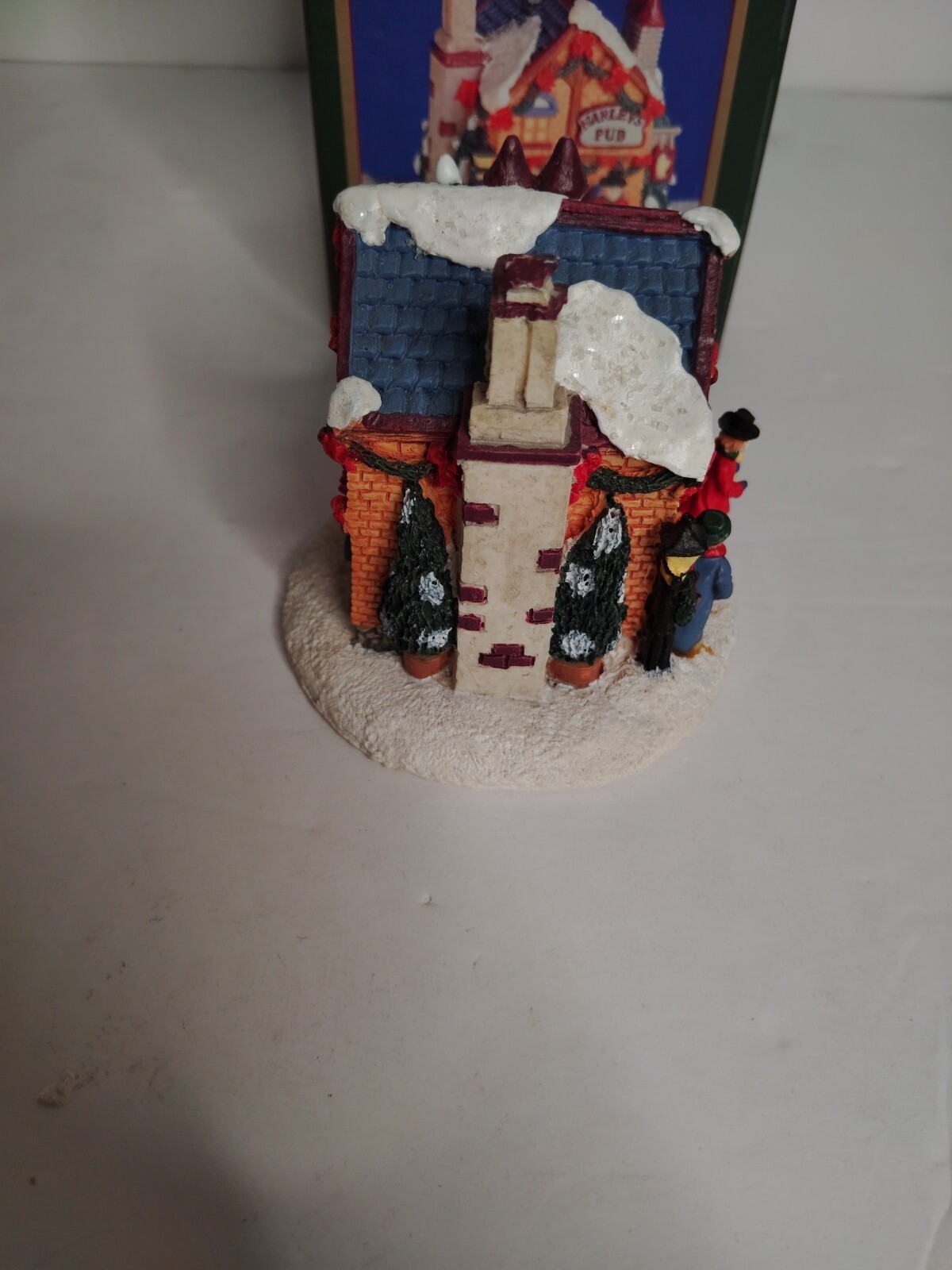Crystal Falls Village Collectibles Christmas Marley’s Pub Figurine Decorations