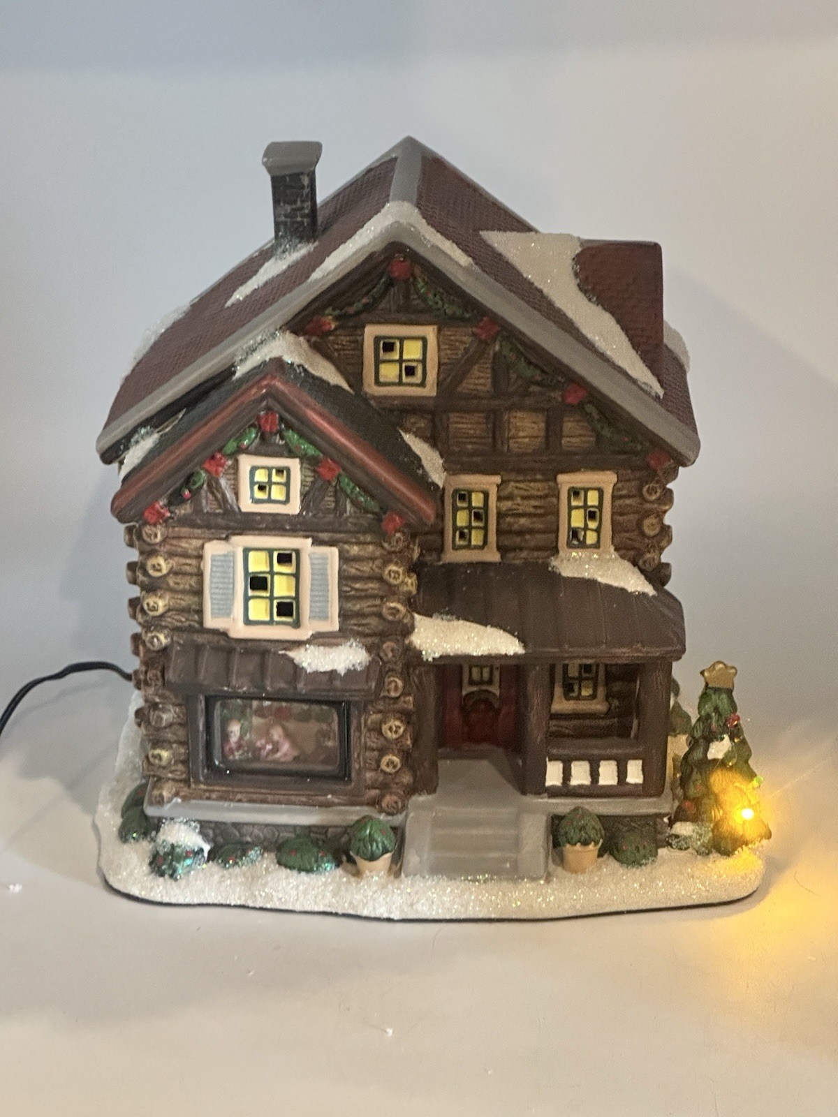 St Nicholas Square 2014 Village Collection Log Cabin Needs New Bulb For Interior