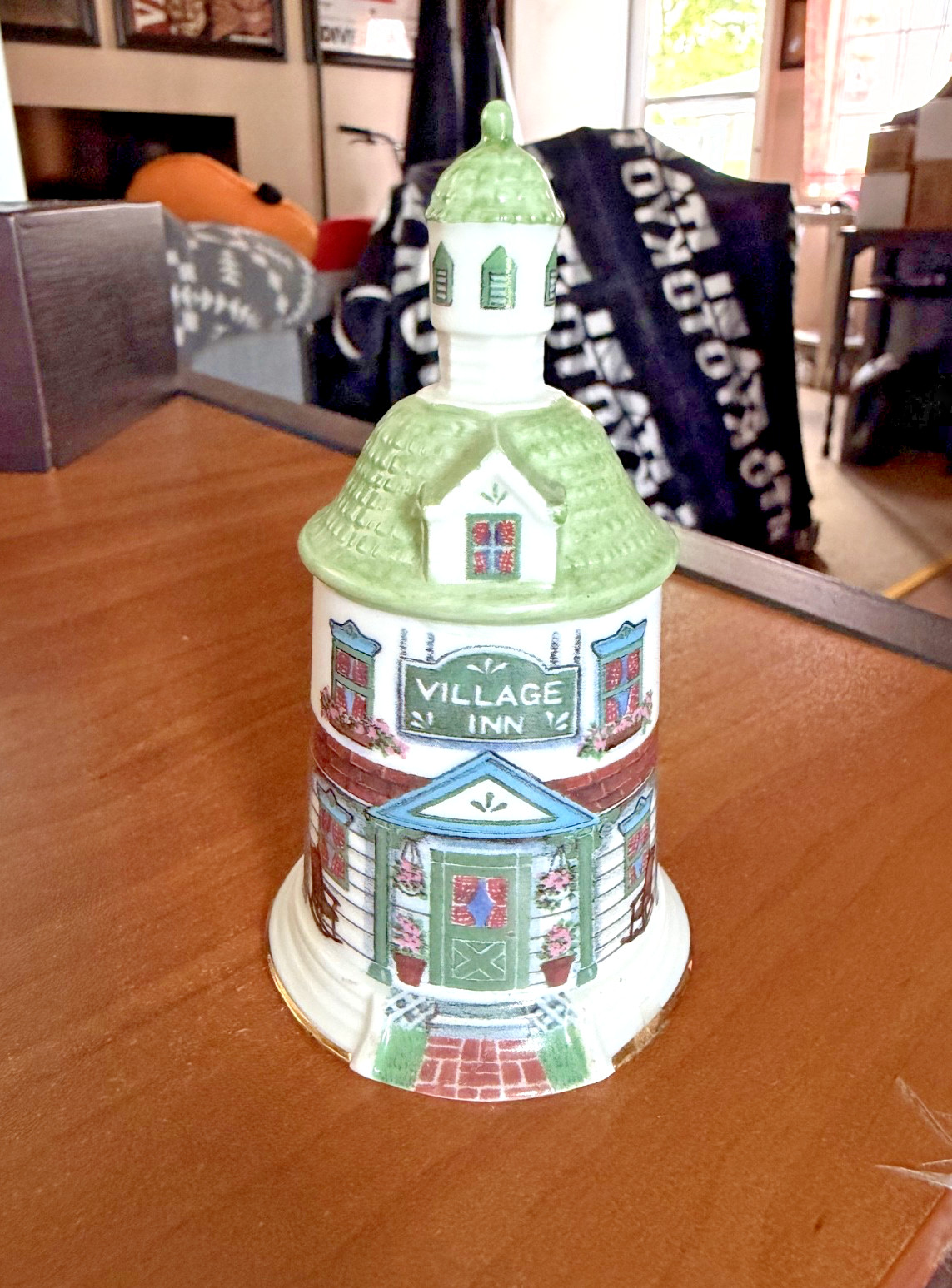 1993 * Lenox Country Village ” VILLAGE INN ” BELL