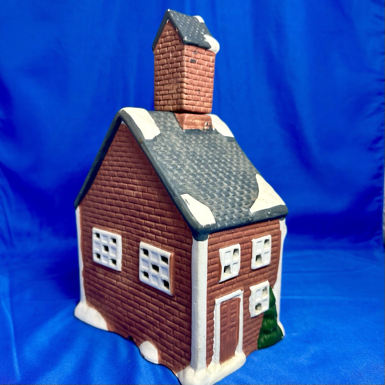 Winter Valley Villages (or Dickensville Noma) porcelain lighted schoolhouse.