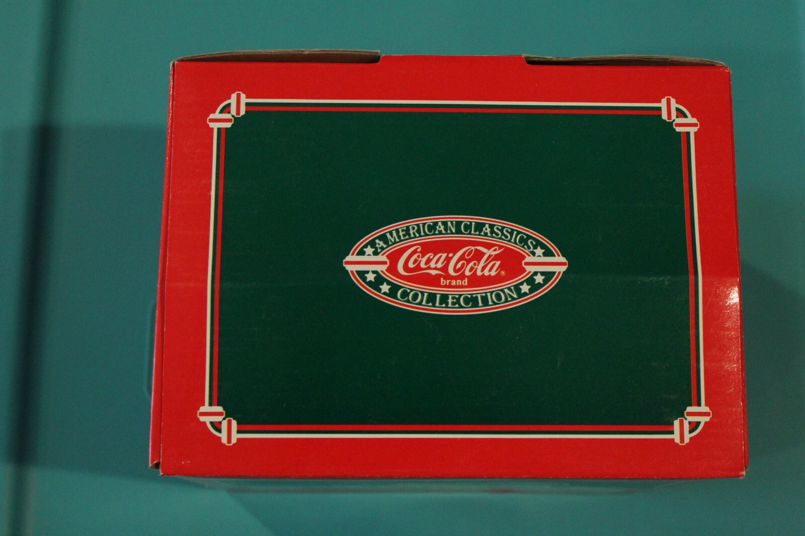 Coca Cola American Classic Collection 1995 Train Depot