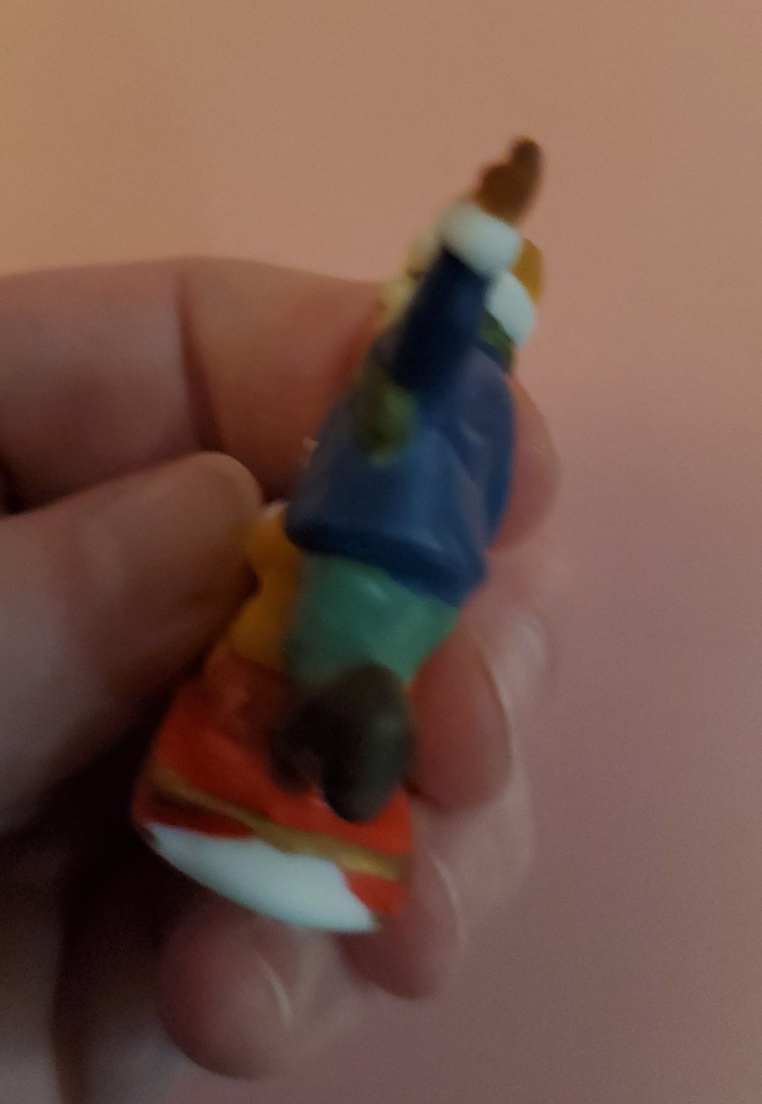 VTG Dickens Christmas Village 3 Children on a Toboggan/Sled from 1980s Porcelain