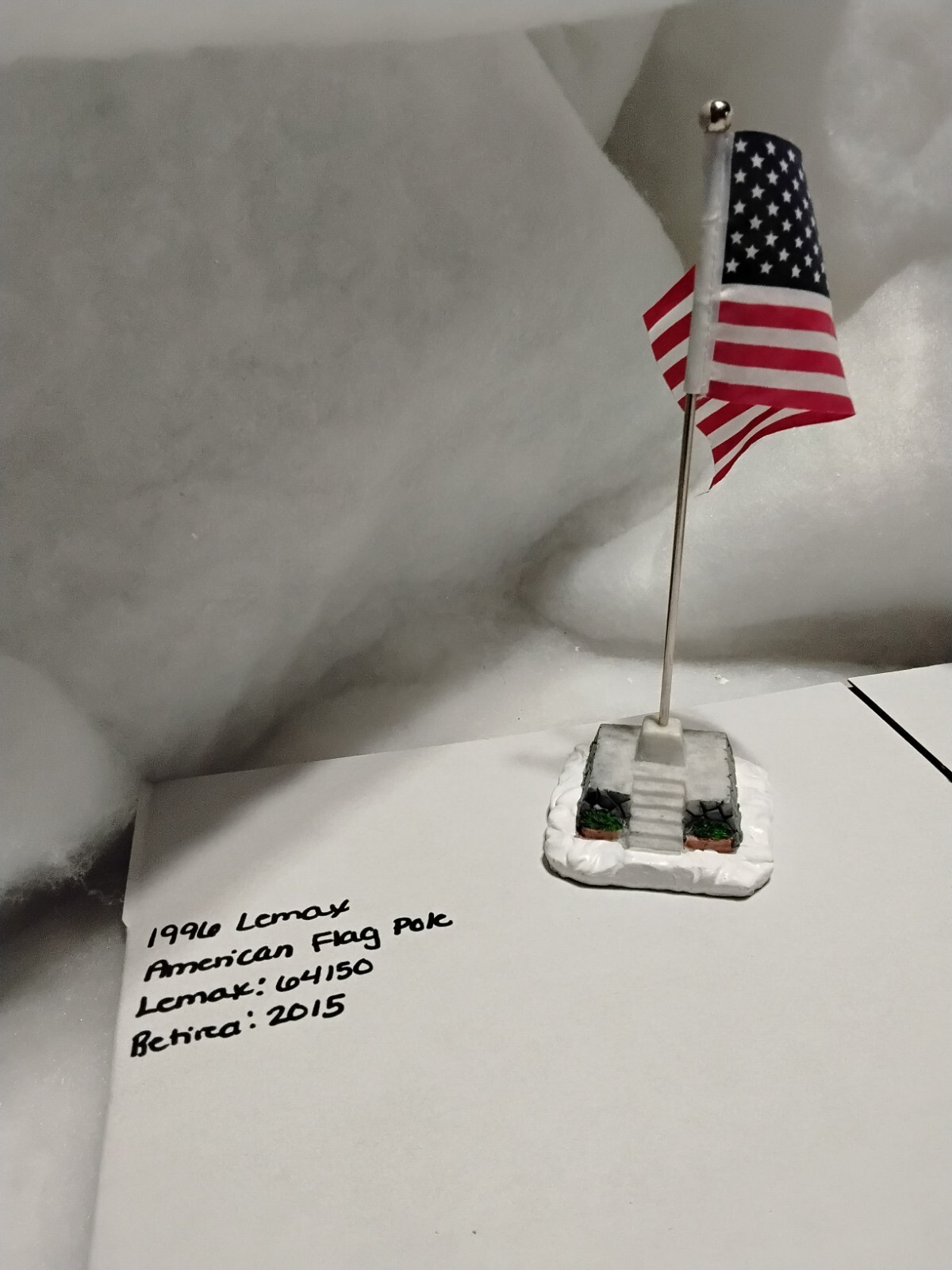 1996 Lemax American Flag