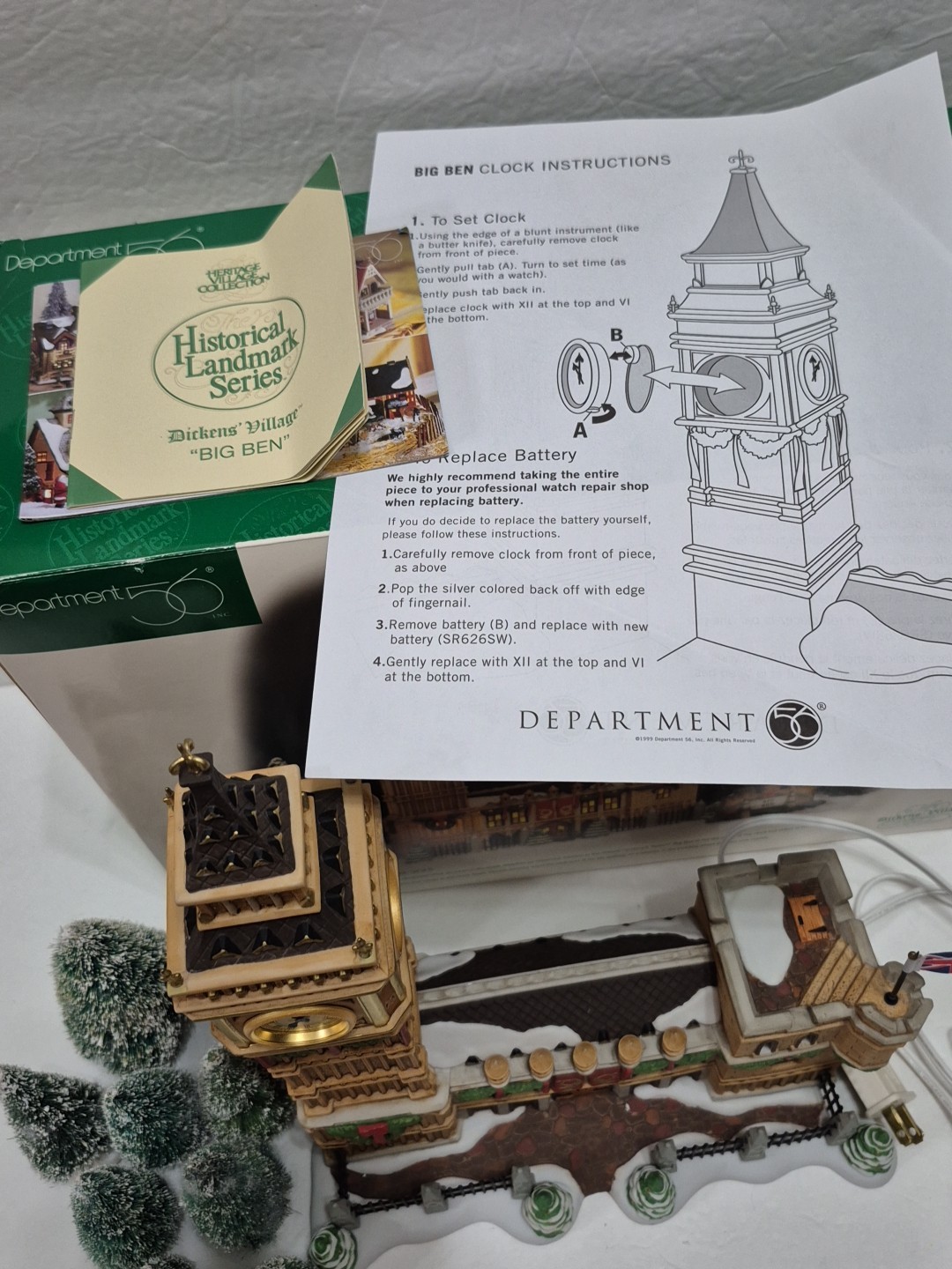 Department 56 Dickens Village “Big Ben” In Original Box With Light & Trees 58341