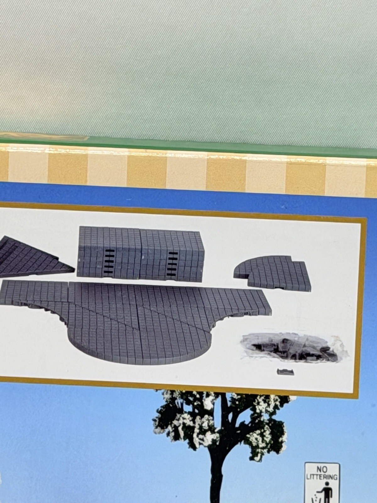 Lemax Plaza System Grey Variety 32 Pc Landscape Accents Set #64099 Preowned