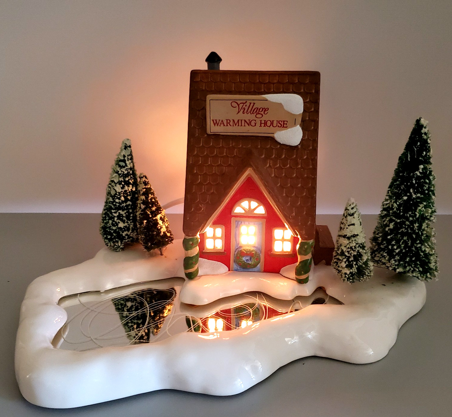 Department 56 Snow Village Warming House #5145-4💖