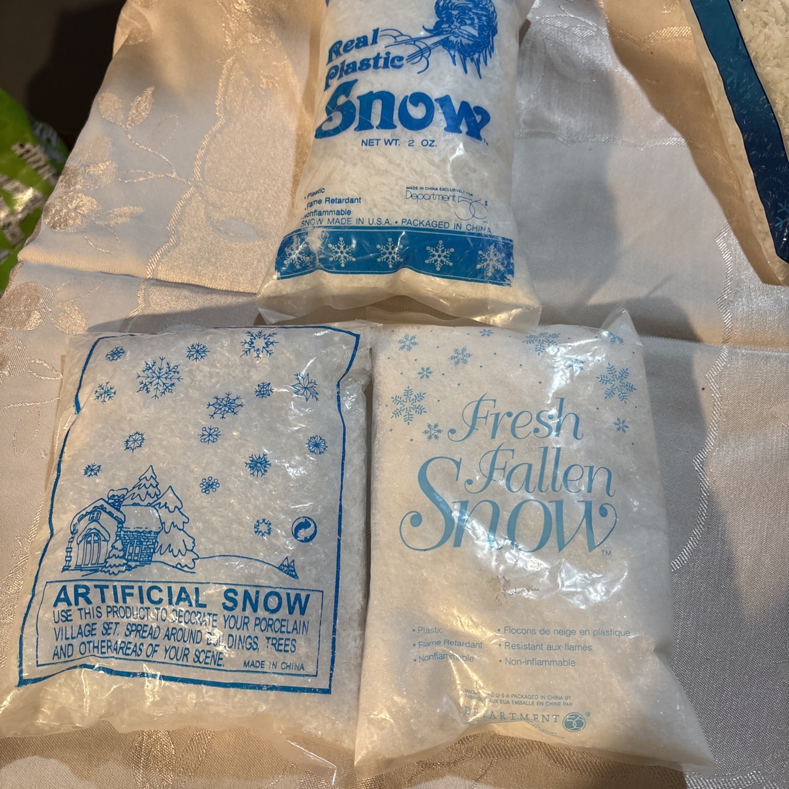 Dept 56 Village Accessory – Fresh Fallen Snow Real Plastic Artificial Lot 3 NEW