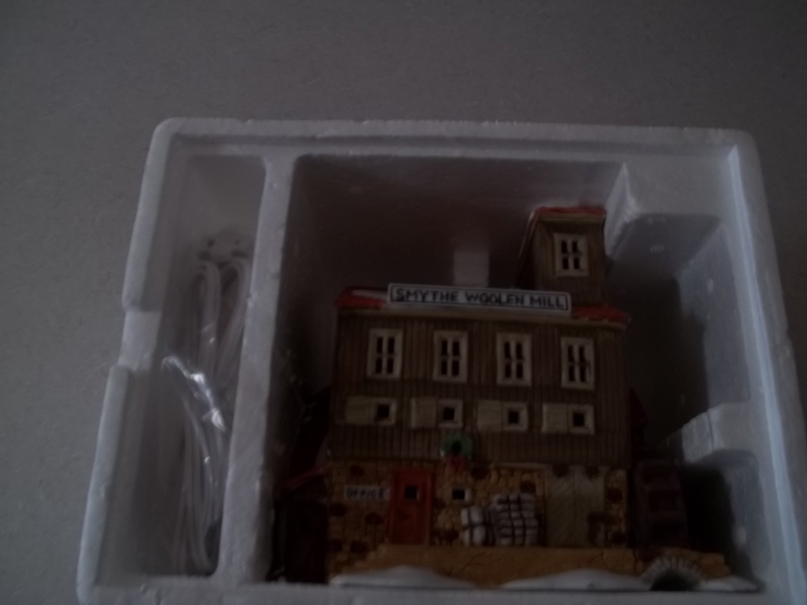 DEPARTMENT 56 SMYTHE WOLLEN MILL NEW ENGAND VILLAGE