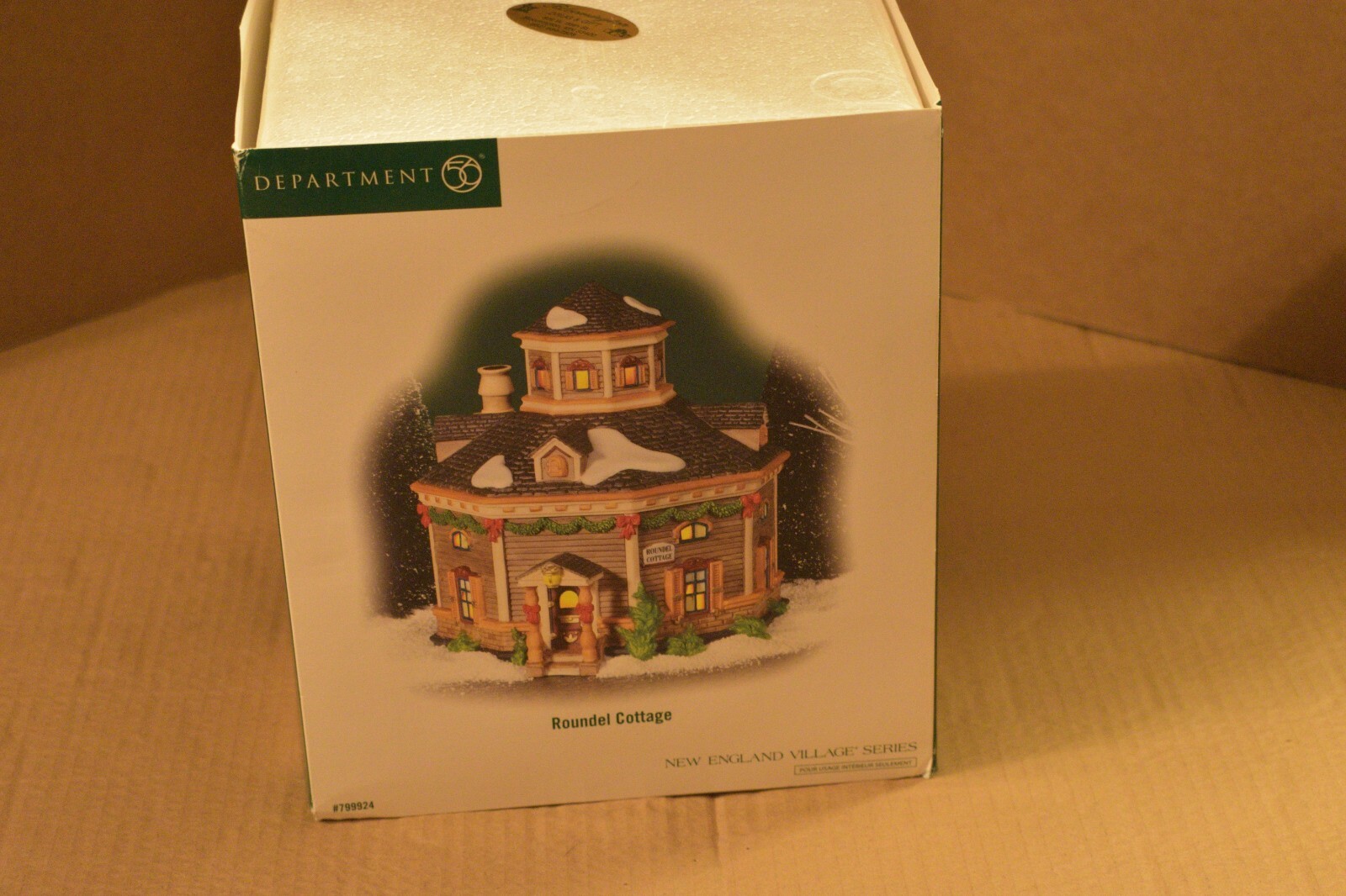 Department 56 Rounded Cottage