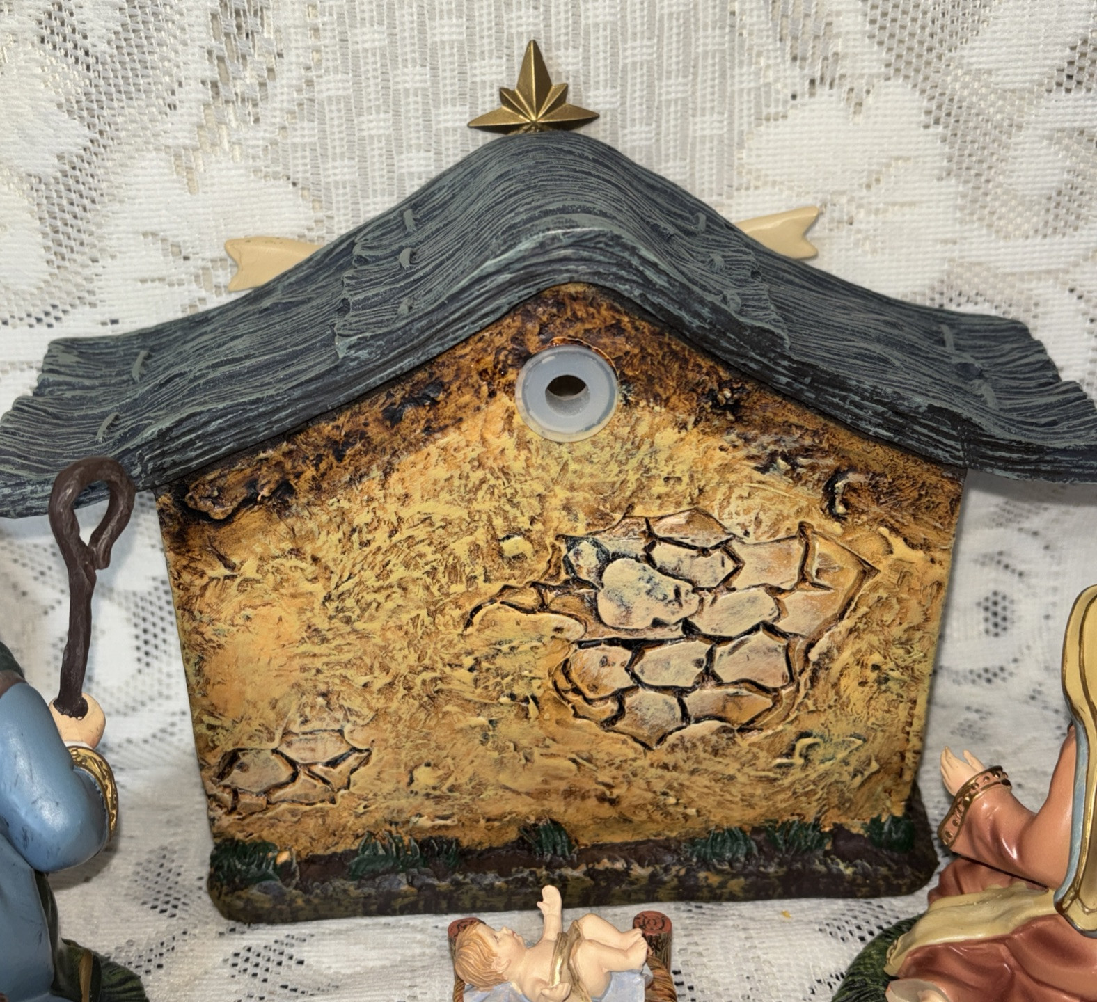 Thomas Kinkade Nativity Hawthorne Village Holy Family & Creche Joseph Mary Jesus