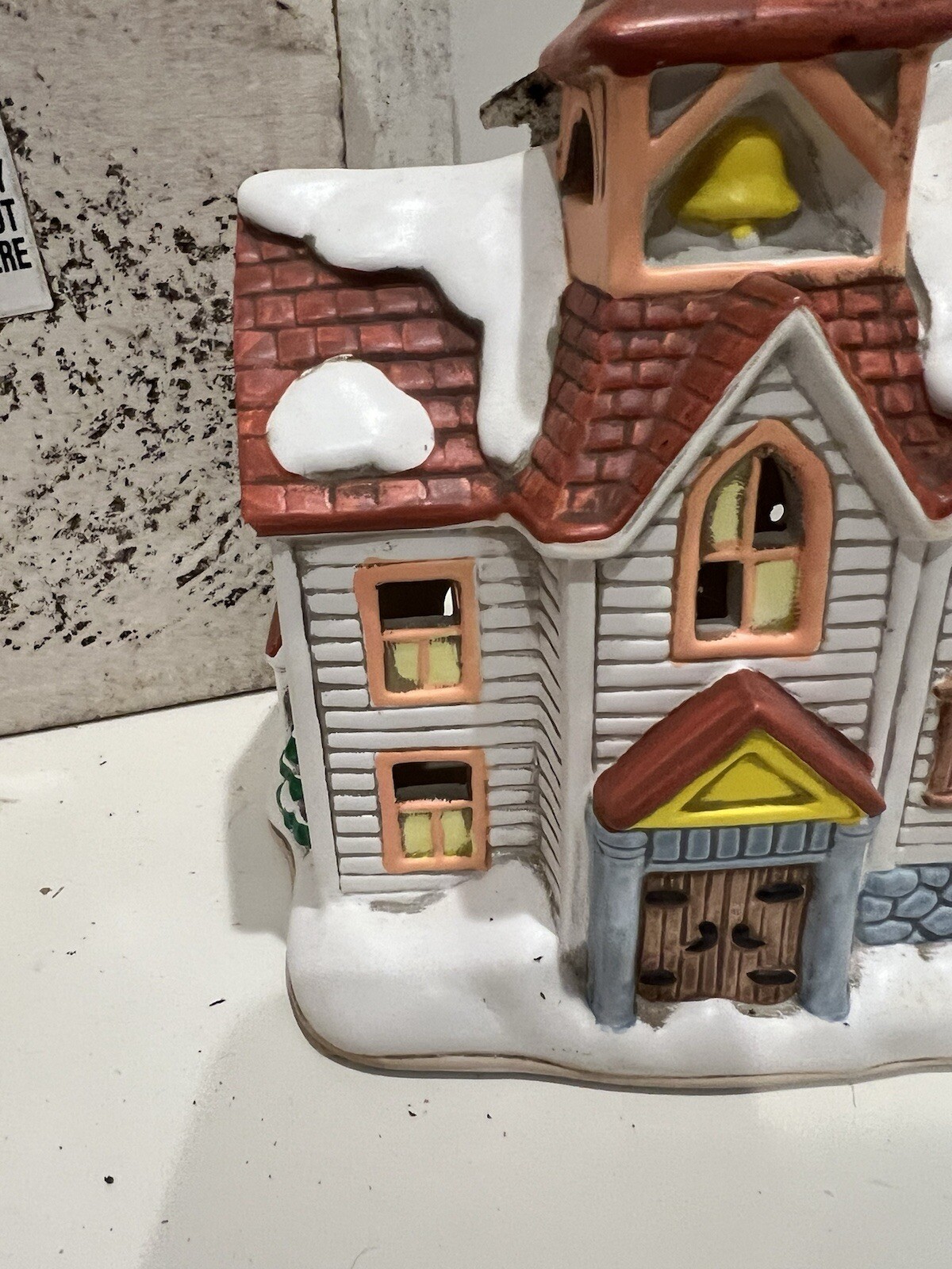 1987 Lefton Colonial Village Lighted Church Chapel #06334 By Byron Wood