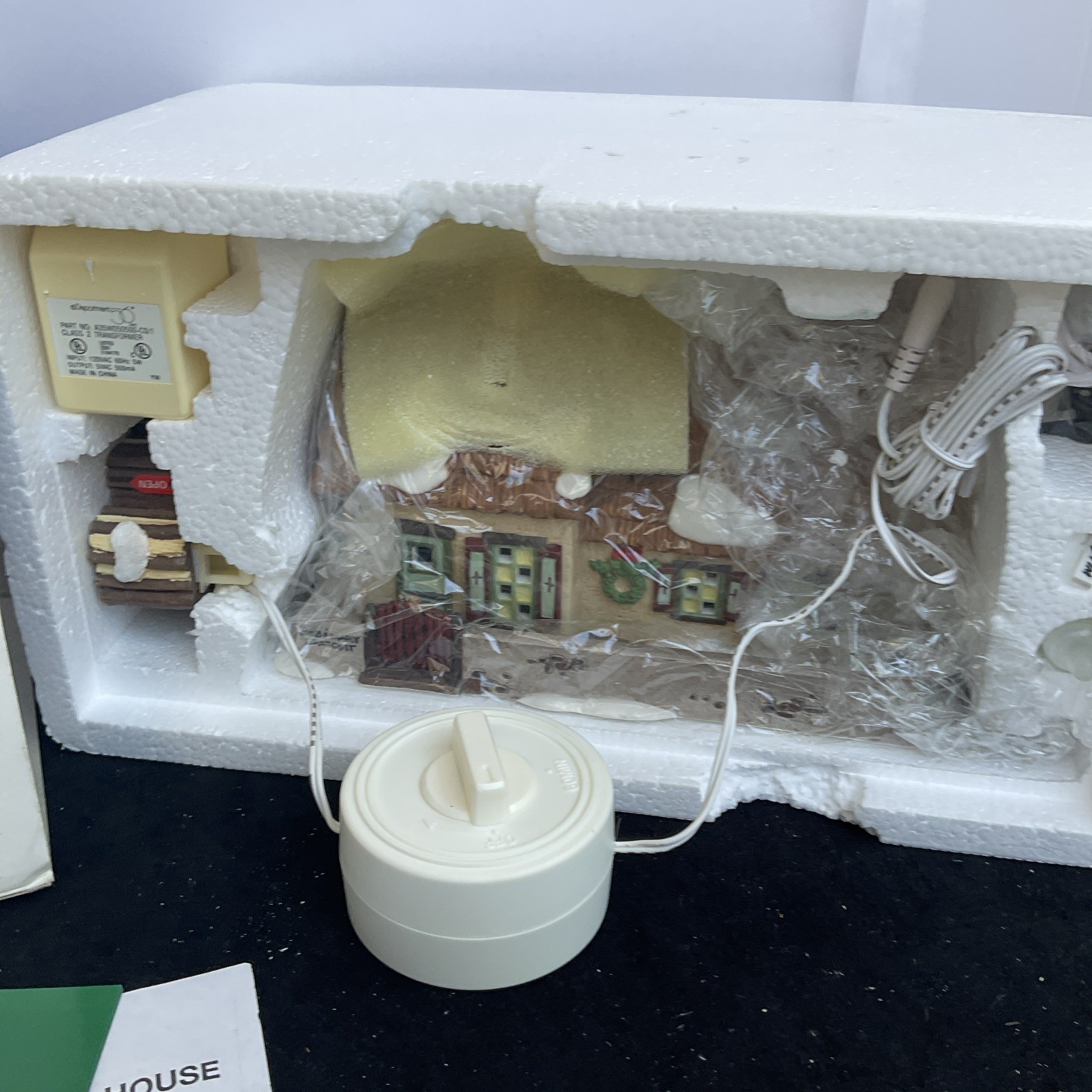 Dept 56 Dickens Village The Christmas Carol Cottage” SMOKING CHIMNEY 58339