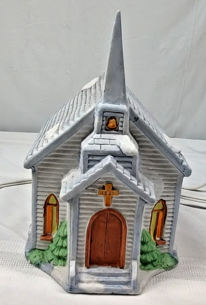 Vtg Americana Church Christmas Village Lighted House 1991 In Box Cord Porcelain