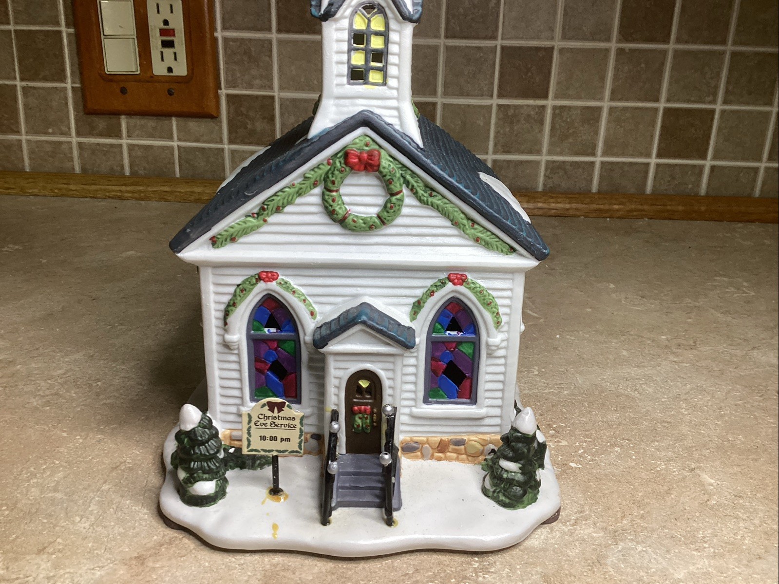 VTG ‘94 Dept 56 Original Snow Village Wedding Chapel Church- Box & Light Cord
