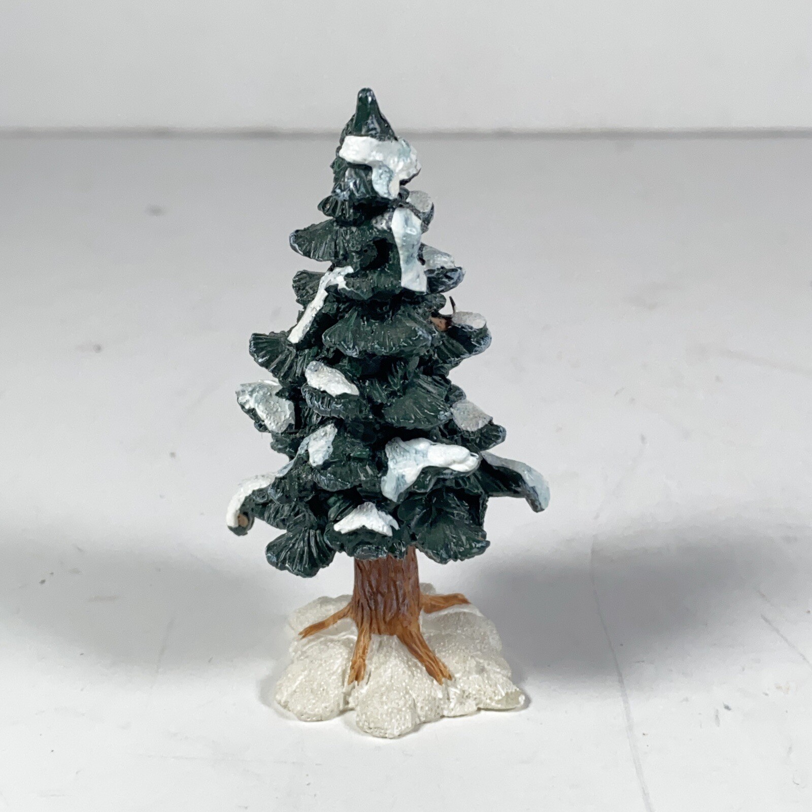 Lemax Christmas Village Tree 3 Inch With Snow