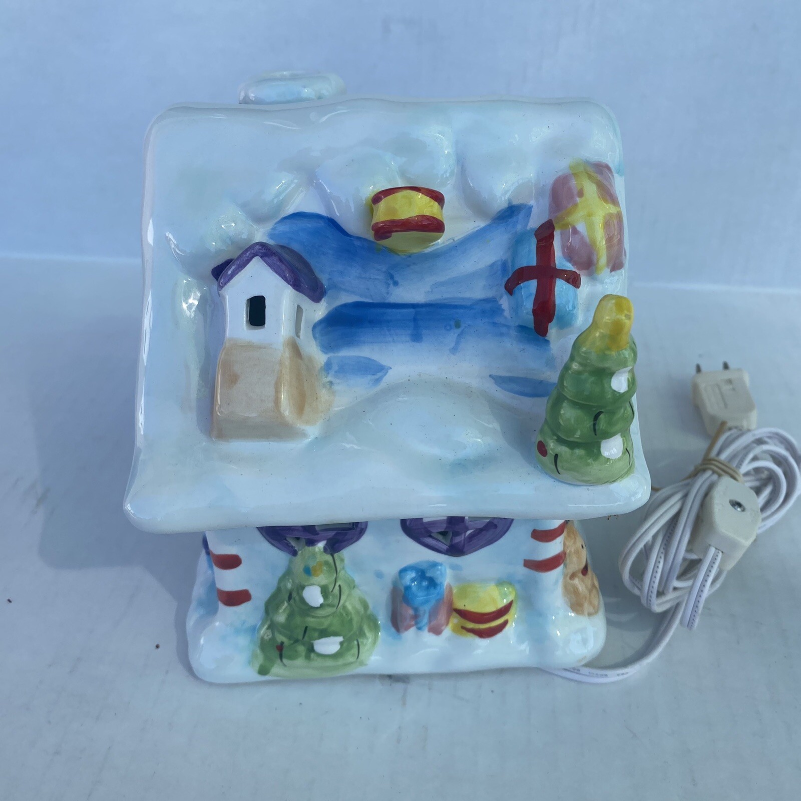 Elements Vintage Lot of 9 Christmas Village Ceramic Light Houses Figurines