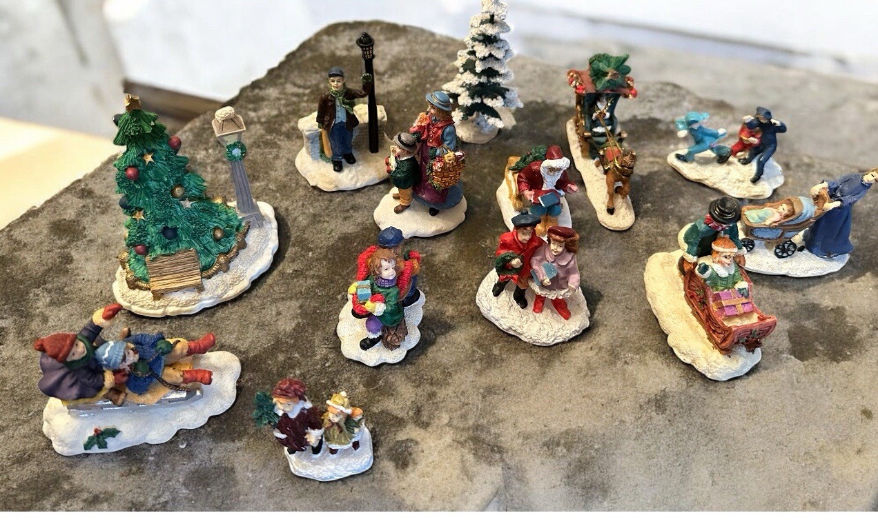 Vtg. Lot Of 13 Pcs Lemax – Christmas Village Resin Figurines App 3 Inches Tall