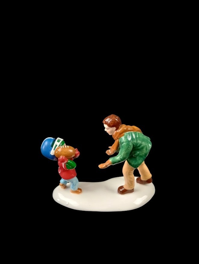 Dept. 56 Snow Village Sunday Football With Dad #55143 Retired Ceramic Figure Set