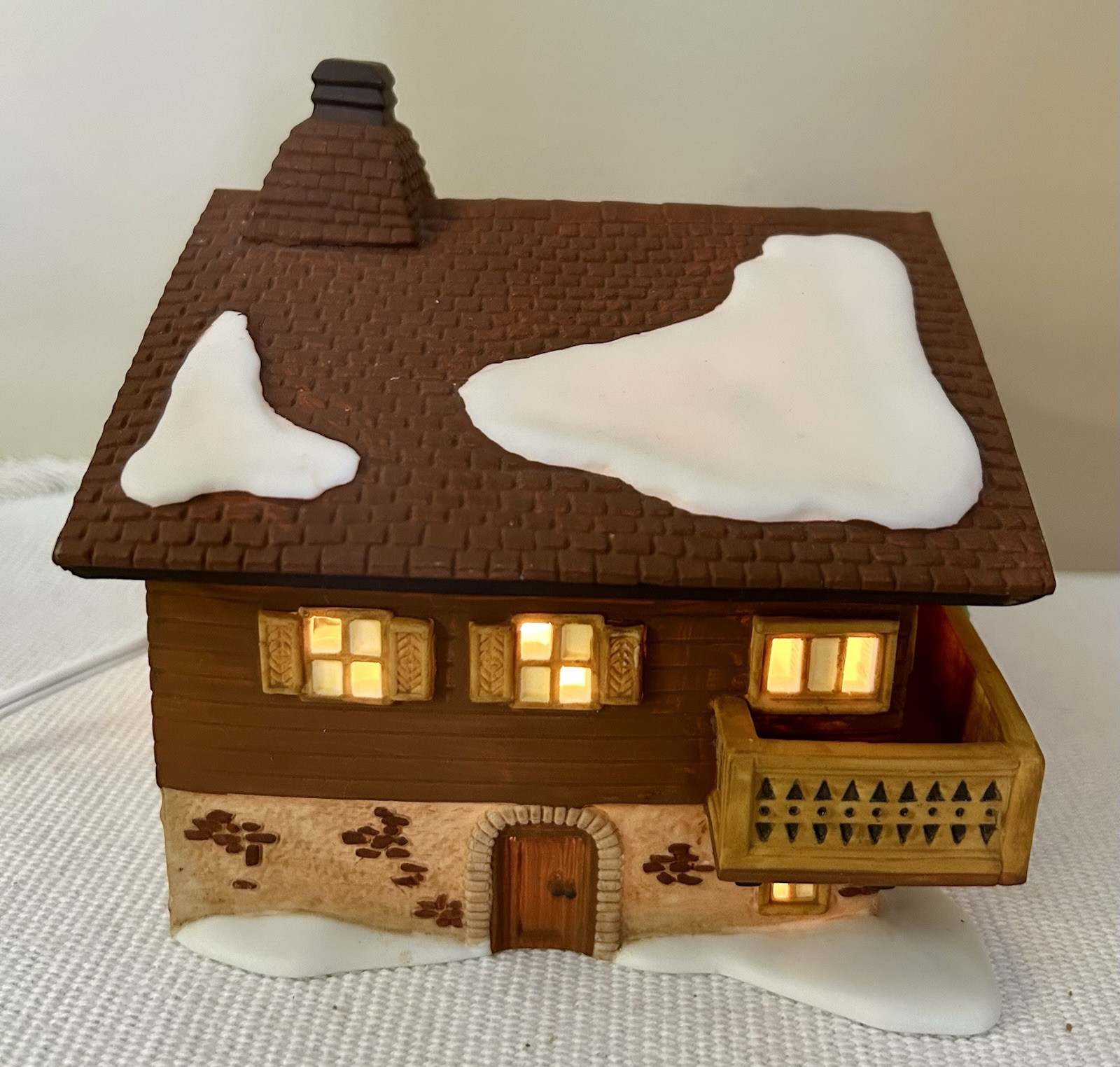 1995 DEPARTMENT 56 KAMM HAUS ALPINE VILLAGE SERIES HERITAGE COLLECTION CHRISTMAS