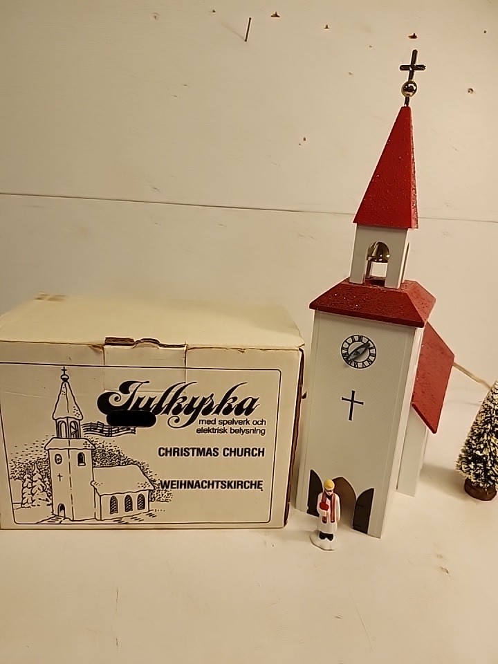 Julkyrka Christmas Church Lights & Music Works 1960s In Box
