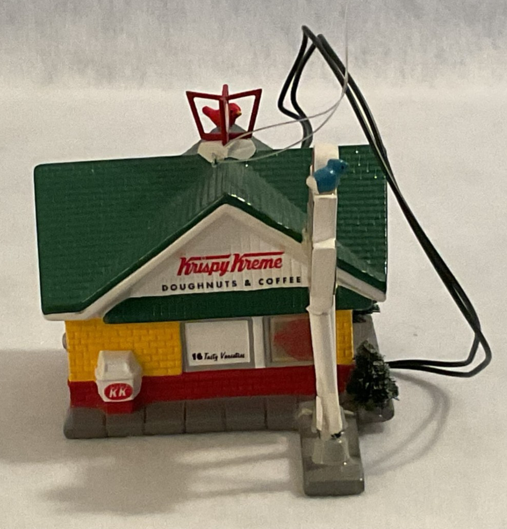 DEPT 56 KRISPY KREME DOUGHNUT SHOP SNOW VILLAGE ORNAMENT NIB-NEVER USED! #55163