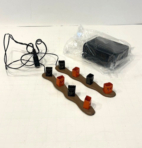 Dept 56 Halloween “SPOOKY SIDEWALK LUMINARIES” (set of 2) 810797 **New In Box**