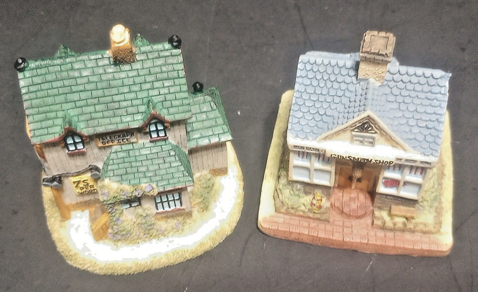 2 Liberty Falls International Resources Miniature Gunsmith & Telegraph Office