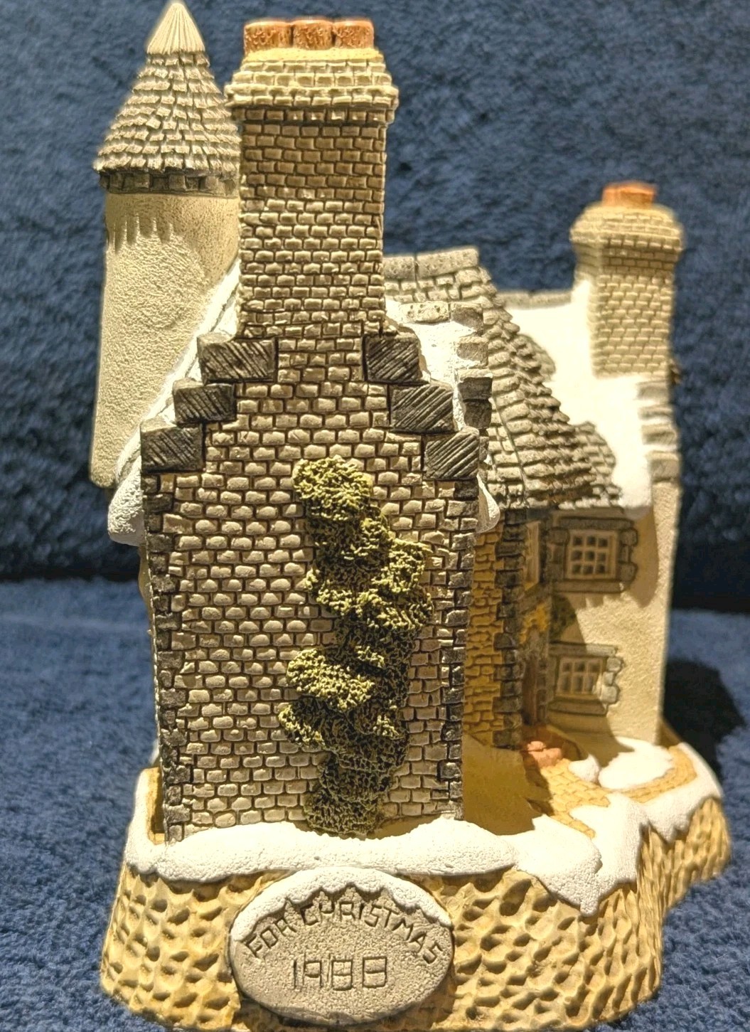 DAVID WINTER 1988 vintage village Cottage A Christmas In Scotland & Hogmanay