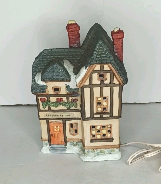 Kurt Adler Christmas Village Lighted Canterbury Inn With Light No Box