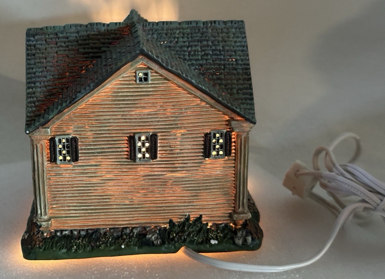 Lang Wise Liberty Village Toy Chest First Edition 1997 Lighted House Patriotic