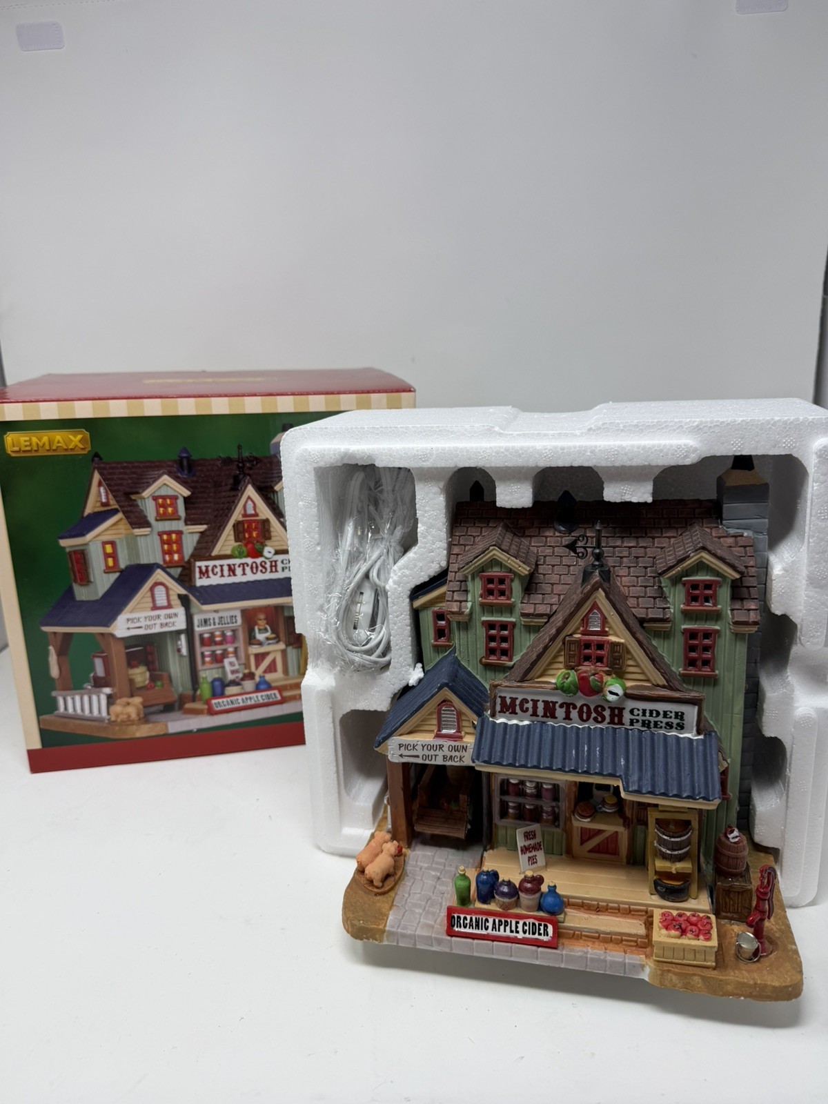 McINTOSH CIDER PRESS Apple Mill RARE New LEMAX Christmas Fall Village Town 25391