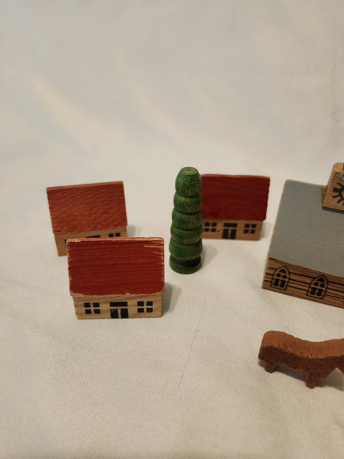 Vintage Erzgebirge Wood Town Hall Building w/6 Houses, 2 Trees & Horse~Germany