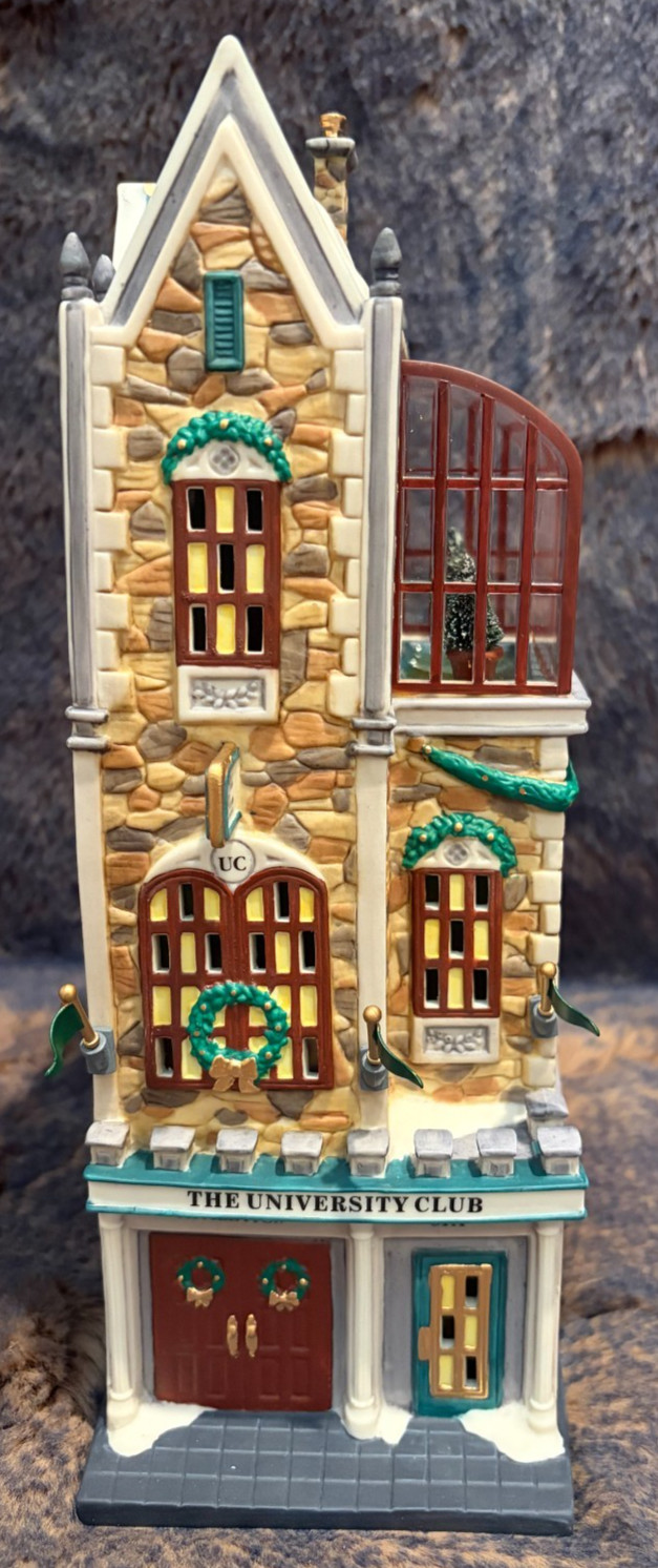Department 56 – Christmas In The City – The University Club #58945 w/ Box 1998