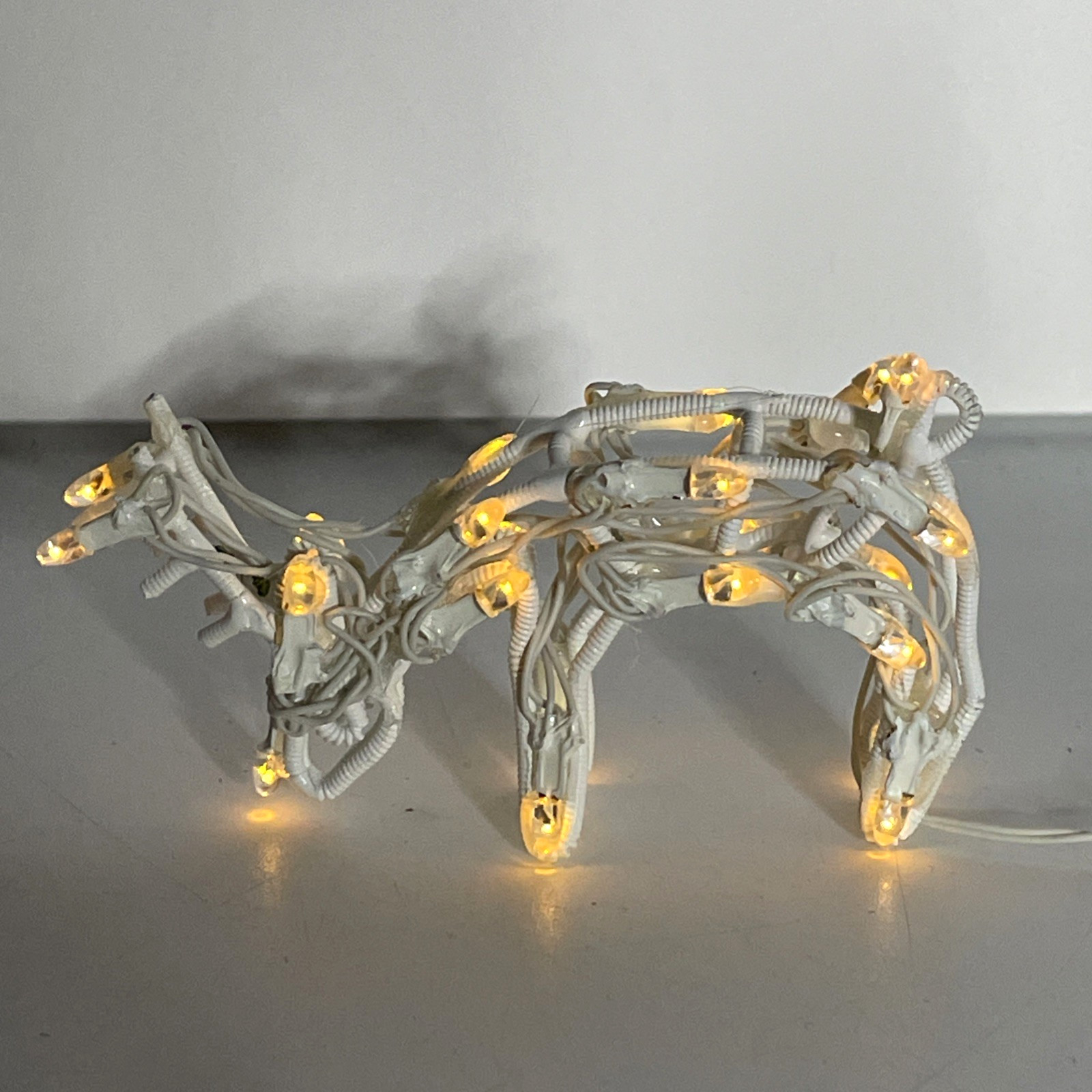 Vintage Lemax 1999 Lighted Foot Bridge & Deer & Plaza Flooring Mats – Read
