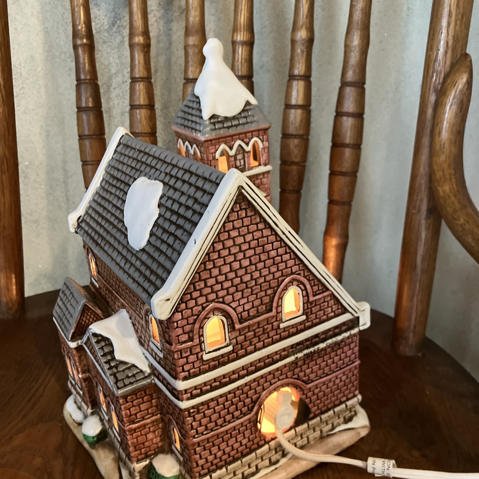 Lefton Colonial Village MAIN STREET CHURCH #00230 1991 w/6 stickers Byron Wood