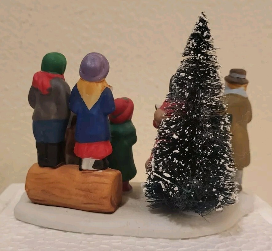 VTG • Lemax • Village Collection • Porcelain Group Carollers • 1995 • #53134
