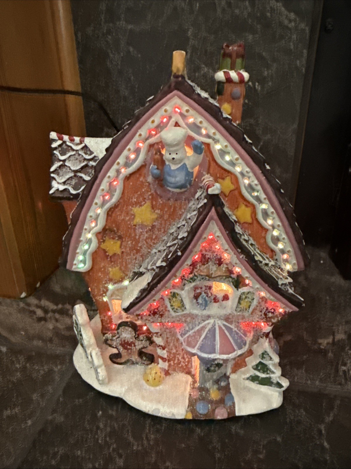 Dept 18 Fiber Optic Gingerbread House 8″ X 7.5″ Color Changing Ceramic Sugar