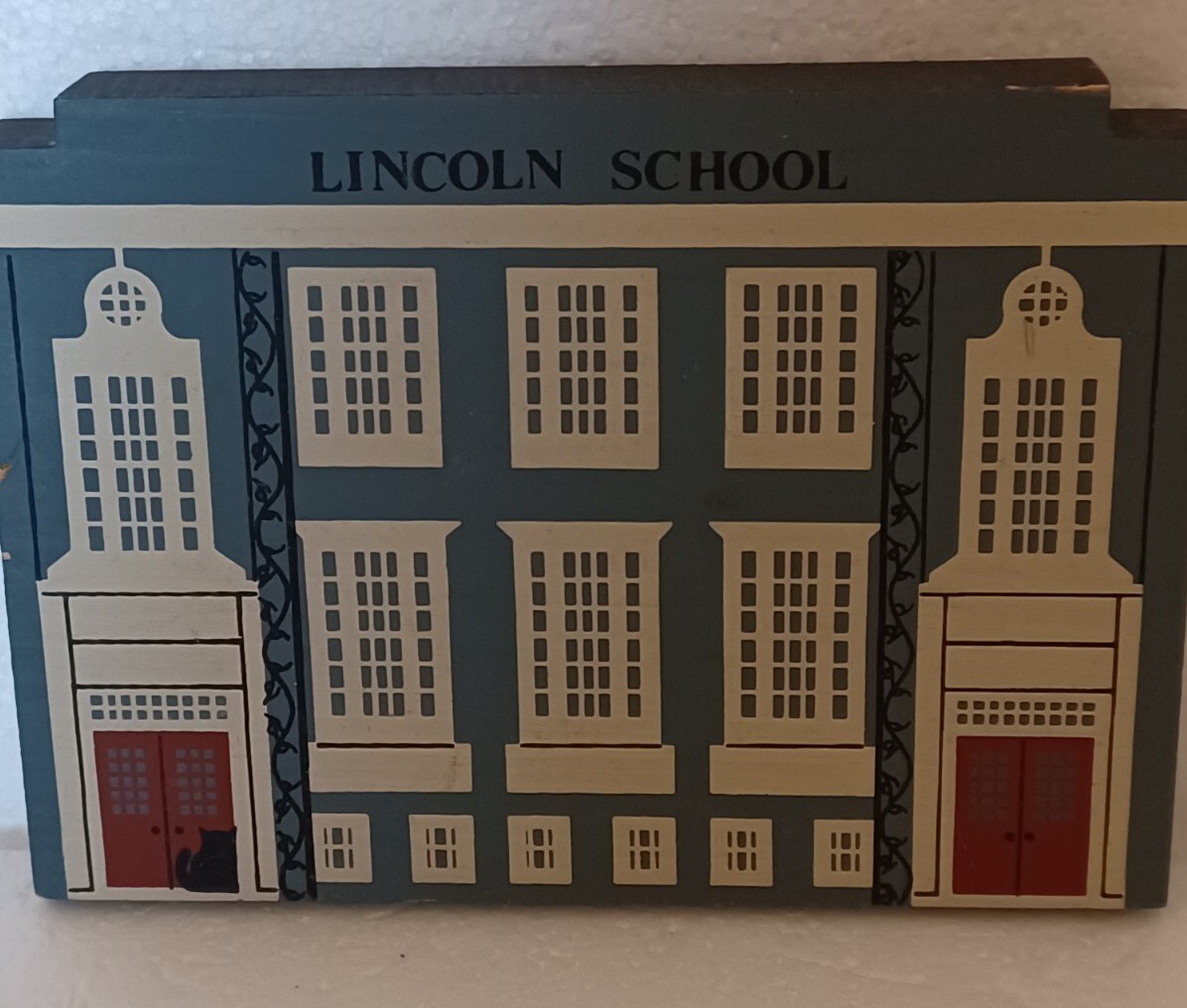 1988 The Cat’s Meow Village, Series VI Lincoln School Signed Faline 92