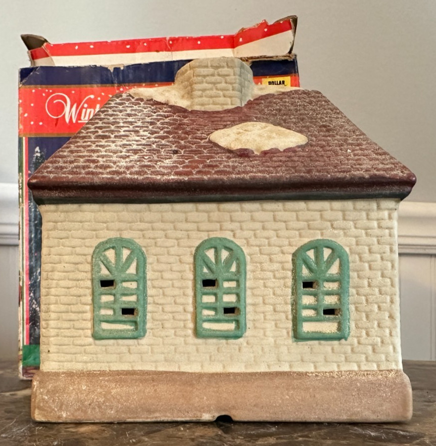 VINTAGE WINTER VALLEY VILLAGES LIBRARY PORCELAIN HOUSE HOLIDAY BOX